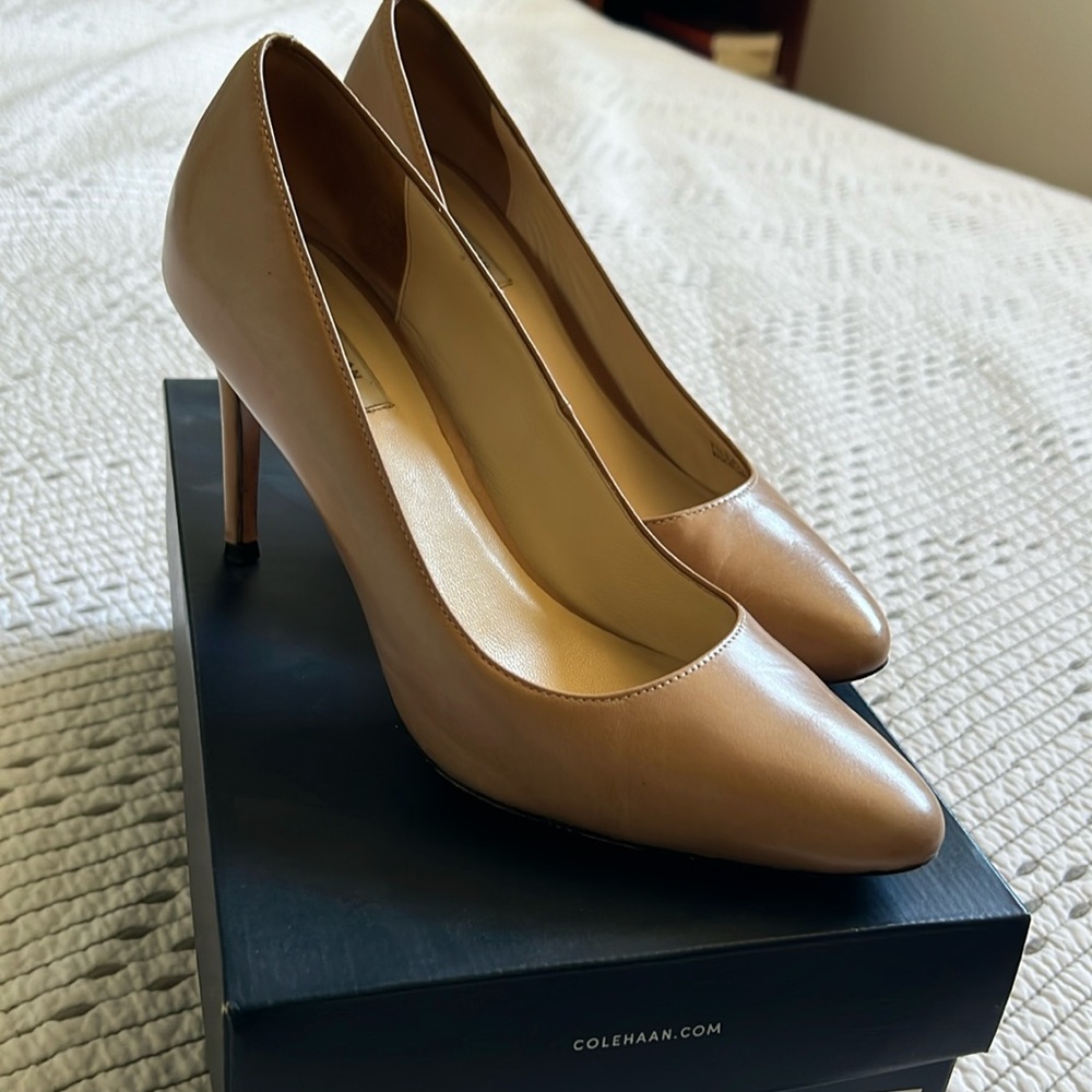 Cole Haan Bethany pump .85 maple sugar size 7